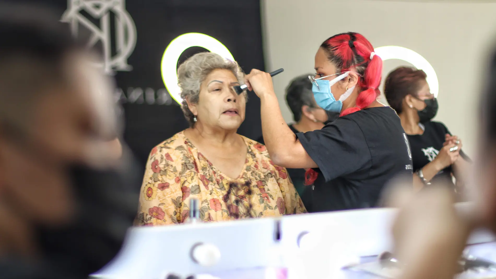 Taller de maquillaje-ex reclusas-reclusorios-reinsercion social-39